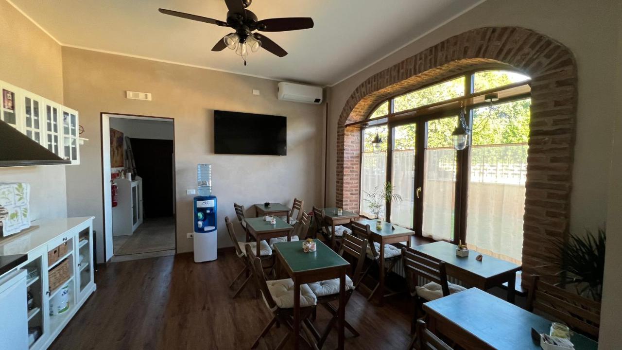 Guest House Le Gemelle Vagabonde Фиумичино Екстериор снимка