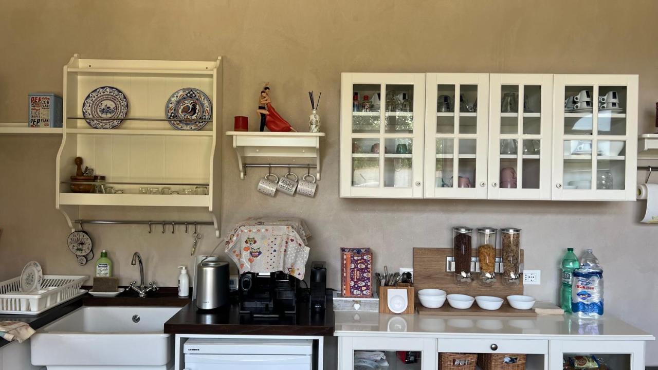 Guest House Le Gemelle Vagabonde Фиумичино Екстериор снимка